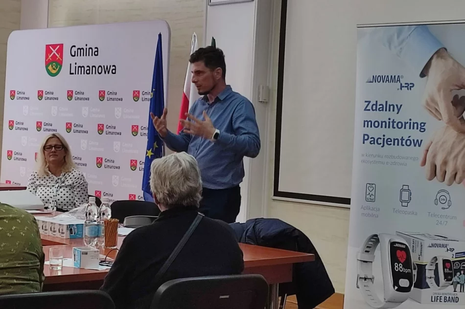 Seniorzy zostali przeszkoleni z obsługi opasek bezpieczeństwa - zdjęcie 8