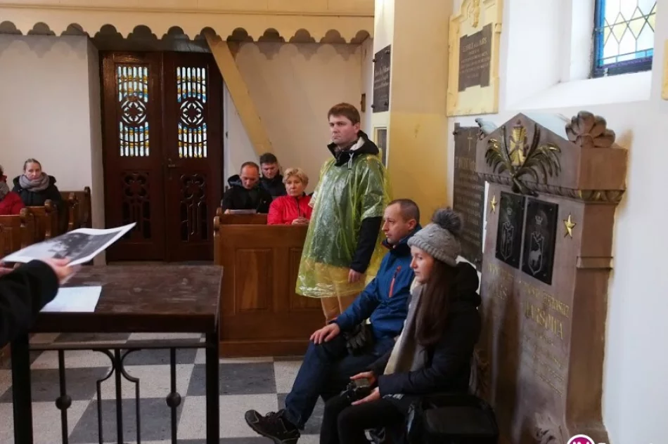 Odbył się III Spacer Historyczny po Limanowej - zdjęcie 2