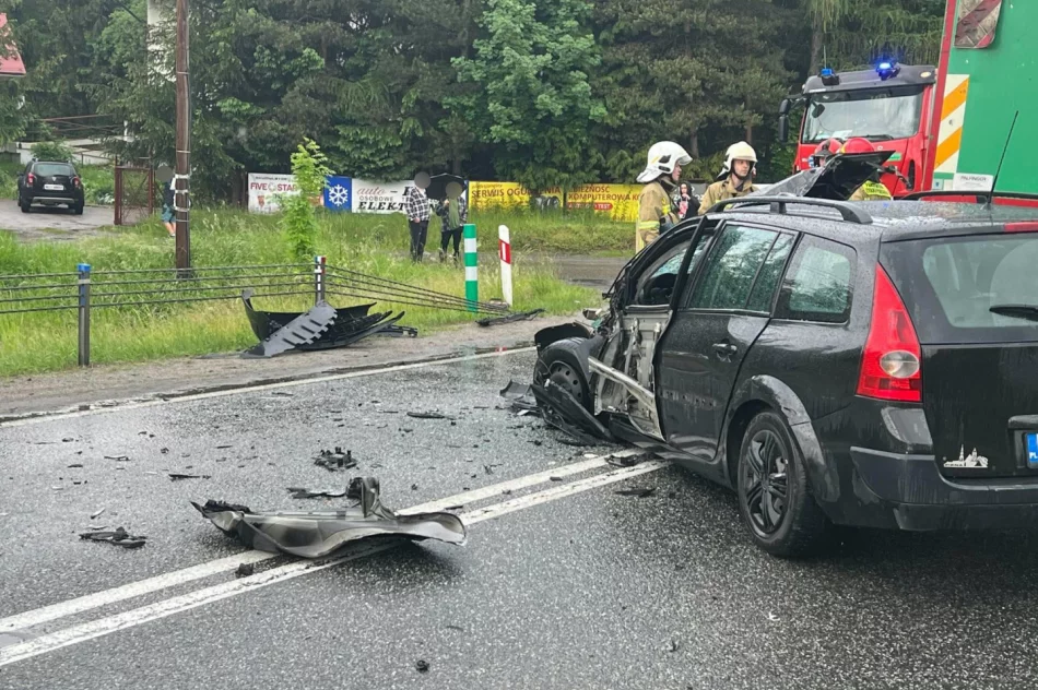 Groźnie wyglądające zderzenie. DK 28 już przejezdna - zdjęcie 3