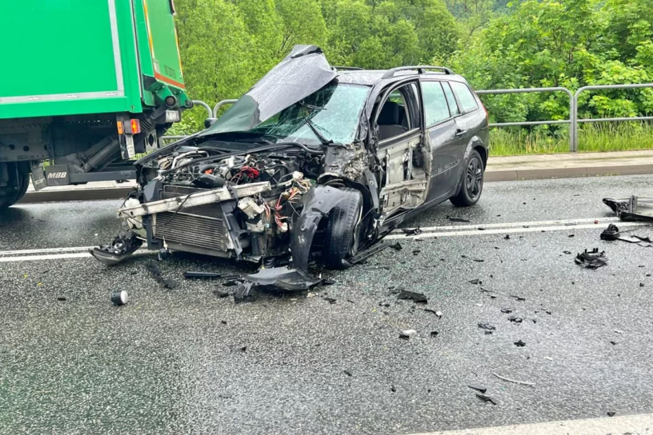 Groźnie wyglądające zderzenie. DK 28 już przejezdna - zdjęcie 6