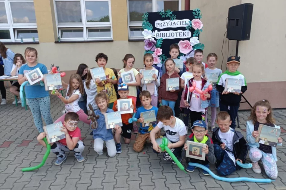 Festyn z okazji Dnia Dziecka w Szkole Podstawowej nr 2 Limanowej - zdjęcie 2