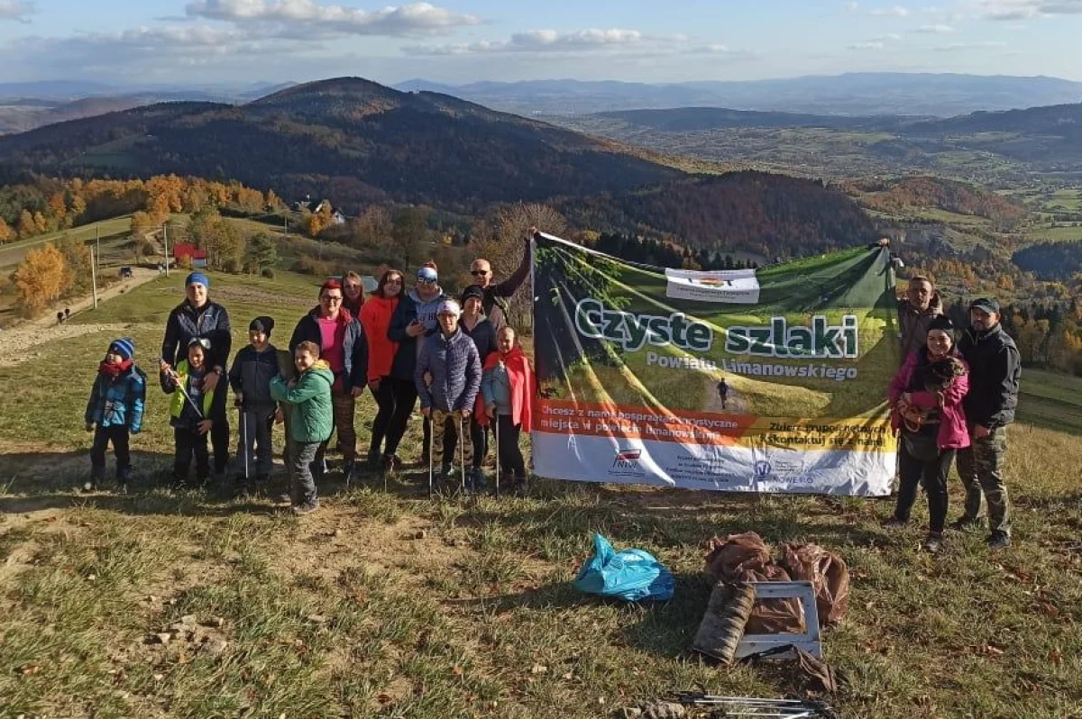 Pieniądze dla LOT na dwuletnie przedsięwzięcie