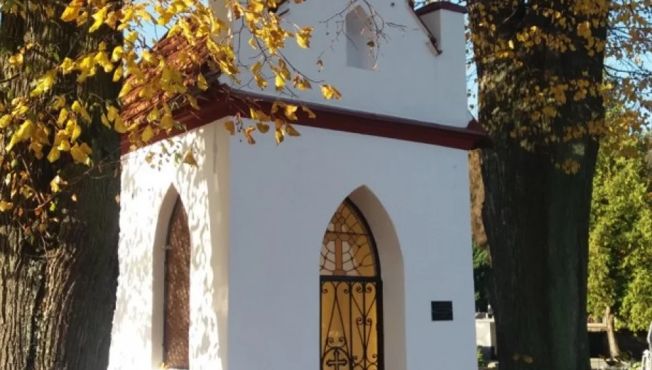 Renowacja Kapliczki na Cmentarzu Komunalnym - zdjęcie 1