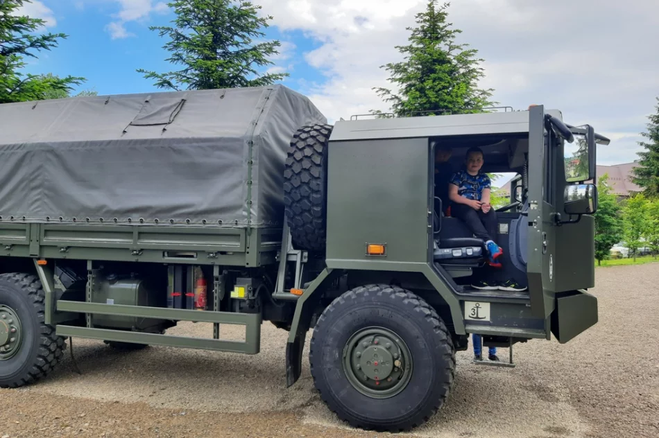 Dzień Dziecka w Zespole Szkolno-Przedszkolnym nr 4 w Limanowej - zdjęcie 8