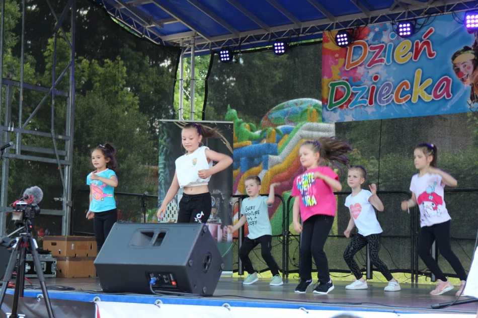 Kolorowy dzień dziecka z atrakcjami dla całych rodzin - zdjęcie 8
