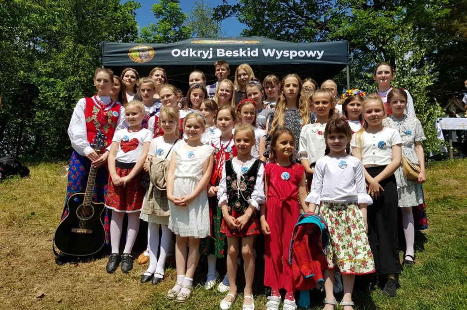 Udana inauguracja cyklu pieszych wędrówek - zdjęcie 8