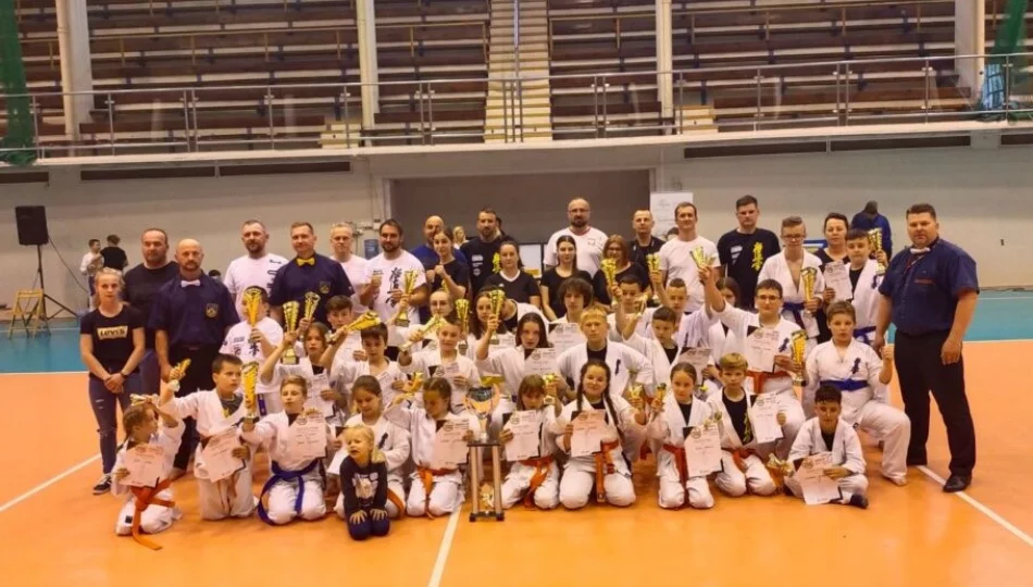 32 medale i 2 miejsce drużynowo dla Limanowskiego Klubu Kyokushin Karate na IV Pucharze Beskidów - zdjęcie 1