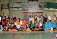 Dziewczęta z Mordarki obroniły mistrzowski tytuł w halowej piłce nożnej! - zdjęcie główne
