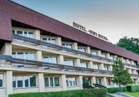 Są pieniądze na przebudowę dawnego hotelu - zdjęcie główne