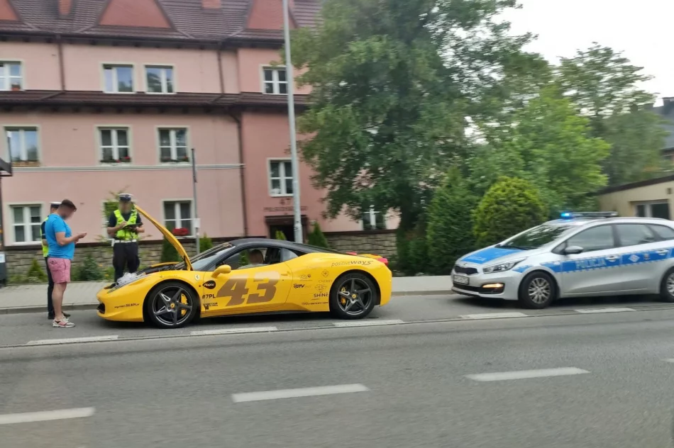 Sportowe samochody nie umknęły uwadze policjantów - zdjęcie 2
