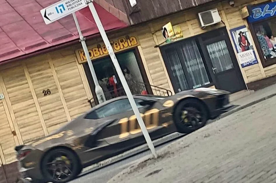 Sportowe samochody nie umknęły uwadze policjantów - zdjęcie 4