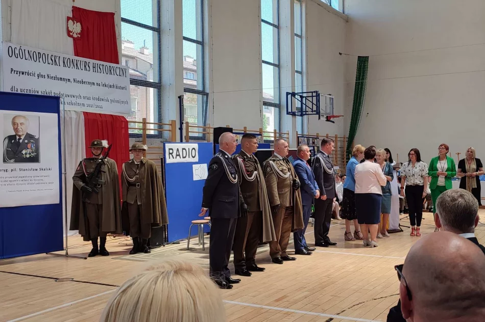 Sukces uczniów z SP nr 2 w Limanowej w Ogólnopolskim Konkursie Historycznym ,,Przywrócić głoś Niezłomnym, Nieobecnym na lekcjach historii” - zdjęcie 11