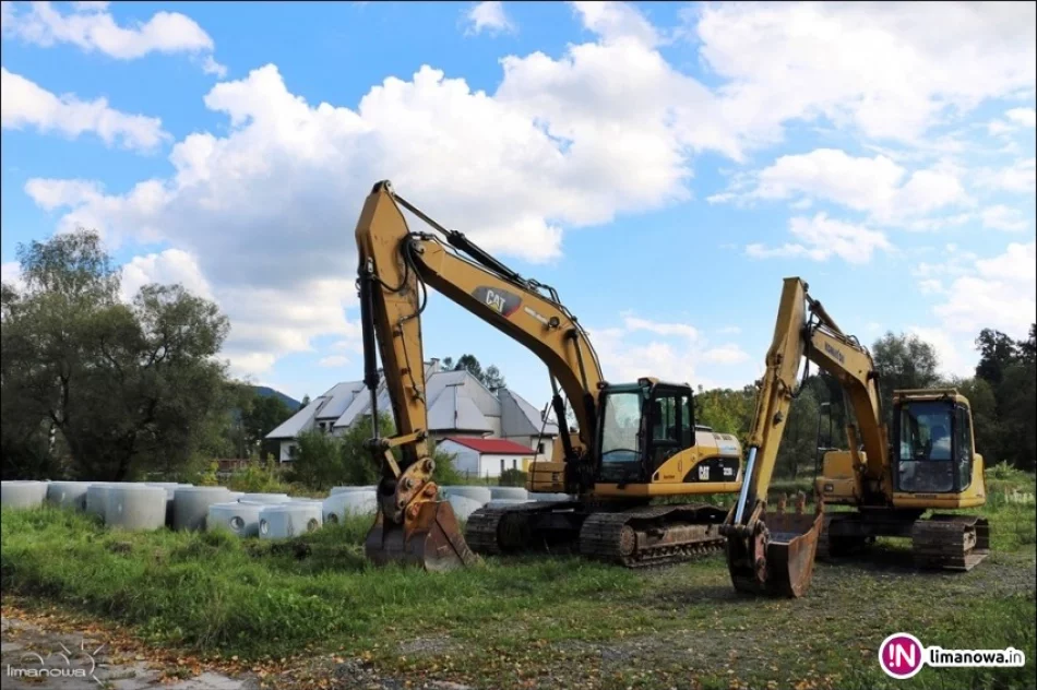 Rozbudowa sieci wodno-kanalizacyjnej na terenie miasta - zdjęcie 2