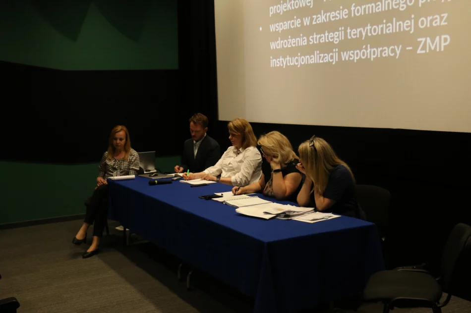 Spotkanie ws. projektu „Centrum Wsparcia Doradczego Plus” - zdjęcie 6