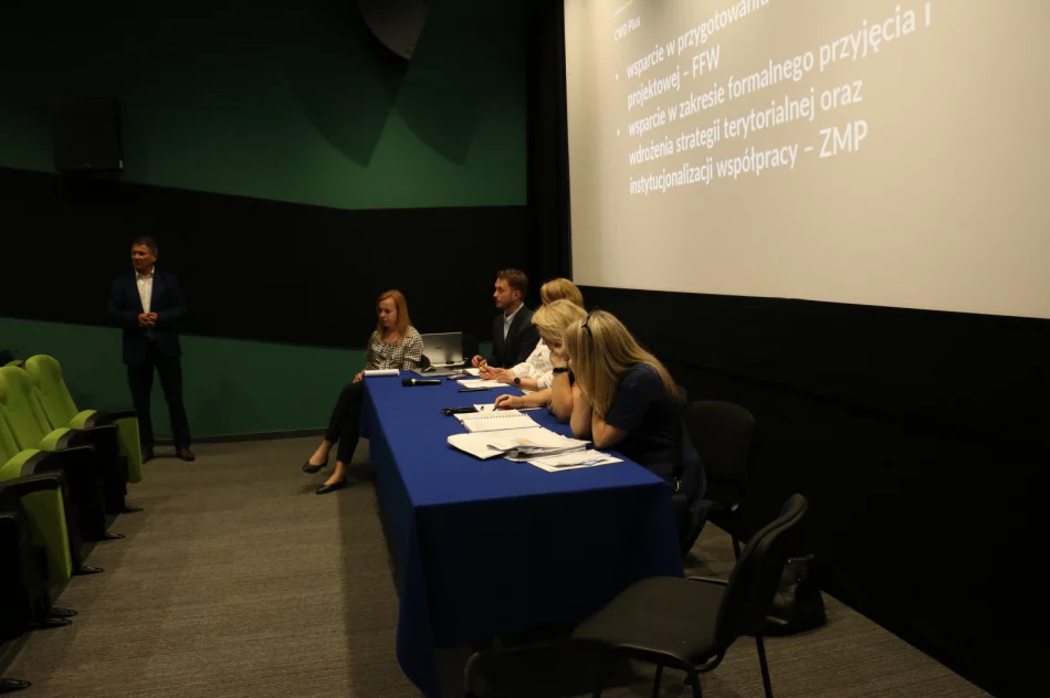 Spotkanie ws. projektu „Centrum Wsparcia Doradczego Plus” - zdjęcie 7