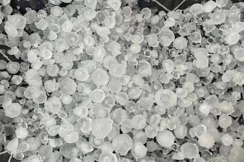 Burza z gradobiciem nad Limanowszczyznyą - zdjęcie 3