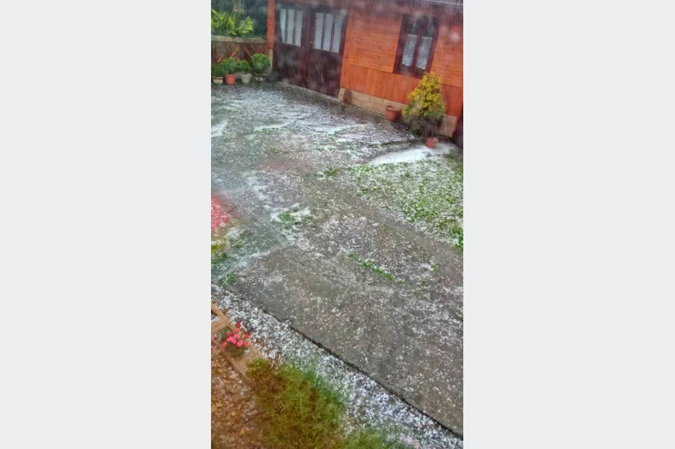 Burza z gradobiciem nad Limanowszczyznyą - zdjęcie 7