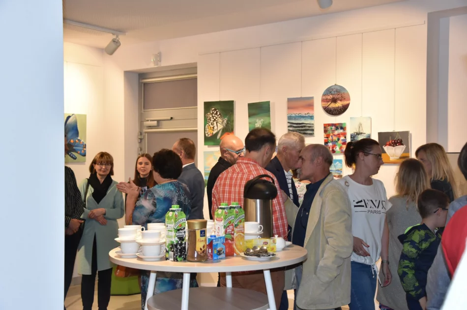 Wernisaż wystawy „Dwa spojrzenia” w Miejskiej Galerii Sztuki - zdjęcie 14