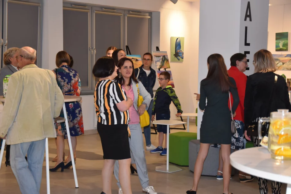 Wernisaż wystawy „Dwa spojrzenia” w Miejskiej Galerii Sztuki - zdjęcie 18