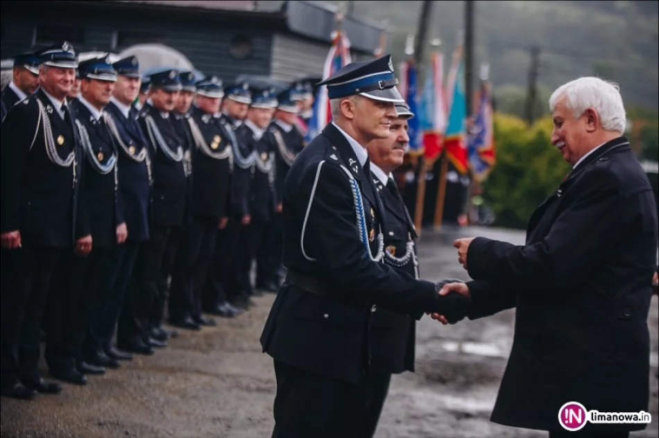 Poświęcenie nowego samochodu ratowniczo-gaśniczego - zdjęcie 4