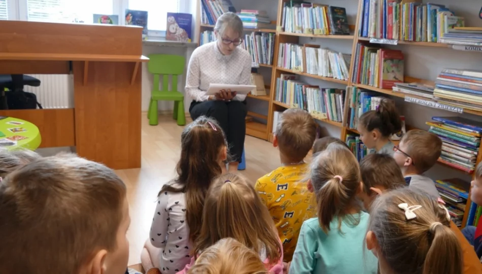 Czytali dzieciom w bibliotekach - zdjęcie 1