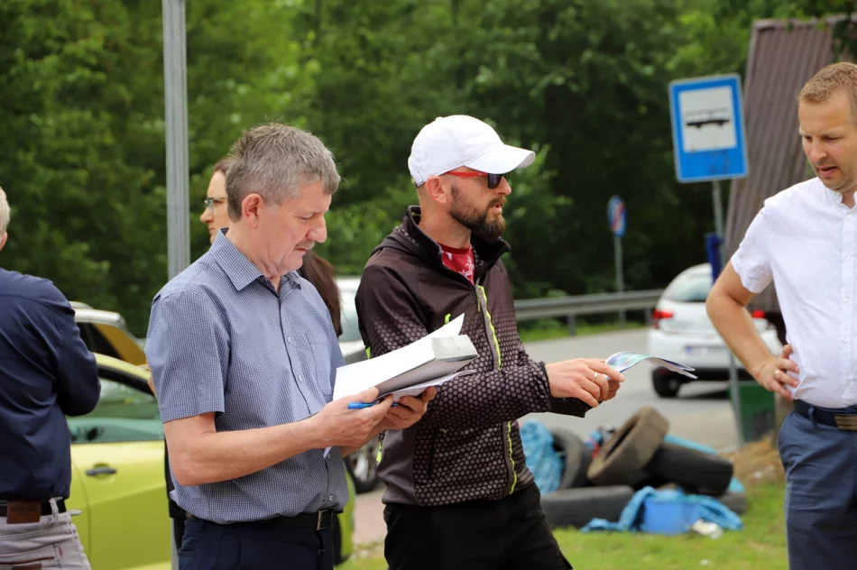 Bezpieczniej na skrzyżowaniu w Starej Wsi za sprawą nowego przejścia dla pieszych - zdjęcie 7