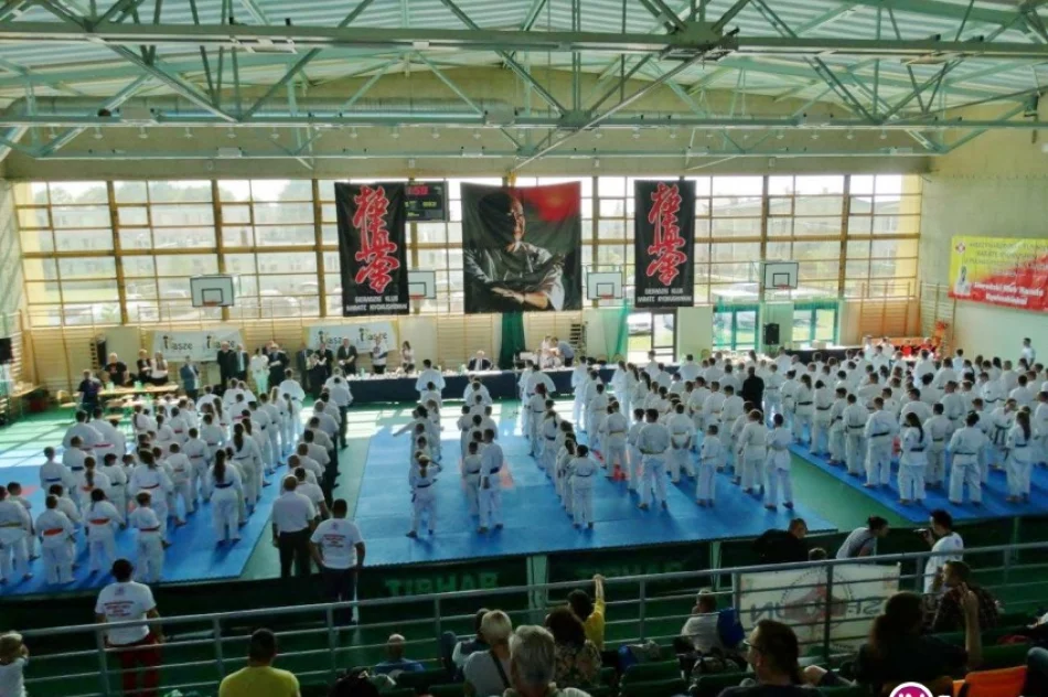 6 medali zawodników ARS Klub Kyokushinkai na początek nowego sezonu! - zdjęcie 4