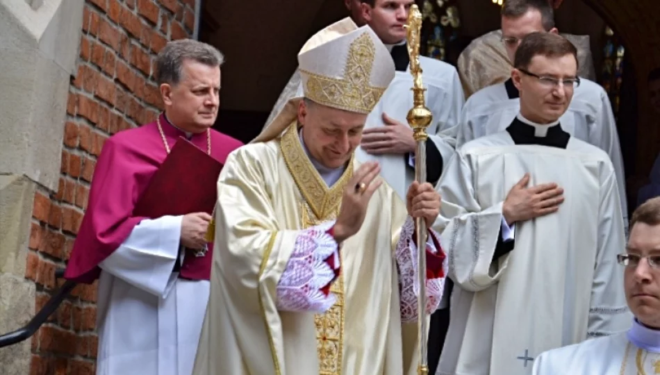 10 lat temu nastąpił ingres biskupa z Limanowej - zdjęcie 1