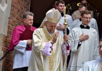 10 lat temu nastąpił ingres biskupa z Limanowej - zdjęcie główne