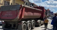Ciężarówka powodem utrudnień - zdjęcie 2