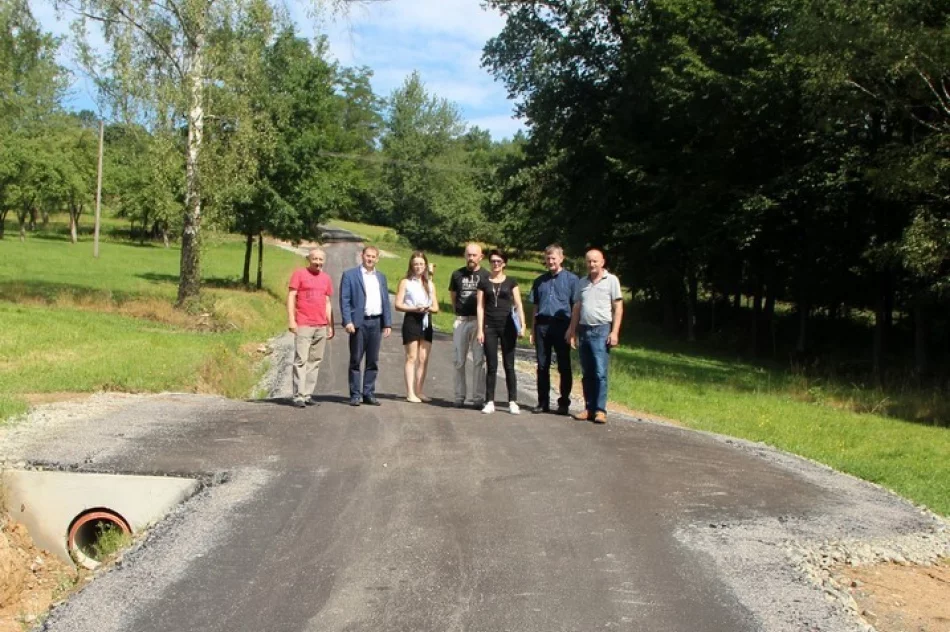 Przebudowa dróg gminnych za ponad 3 mln złotych! - zdjęcie 3