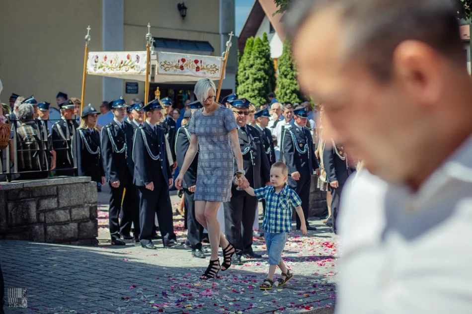 Procesja Bożego Ciała w Tymbarku (2022) - zdjęcie 8