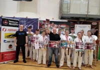 Karatecy ARS Limanowa – JONIEC Team wywalczyli 17 medali i drużynowe wicemistrzostwo Małopolski w Karate Kyokushin - zdjęcie główne