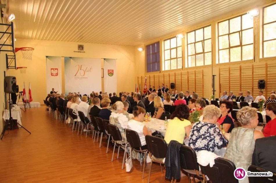 Uroczysta sesja Rady Gminy zainaugurowała obchody 25-lecia Gminy Limanowa - zdjęcie 3