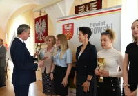 Nagrody i wyróżnienia dla uczniów za wysokie wyniki - zdjęcie główne