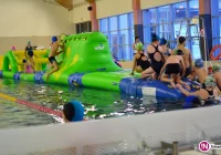 Wodny tor przeszkód WIBIT na Pływalni Limanowskiej - zdjęcie główne