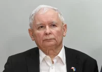 Jarosław Kaczyński zrezygnował i wskazuje następcę - zdjęcie główne