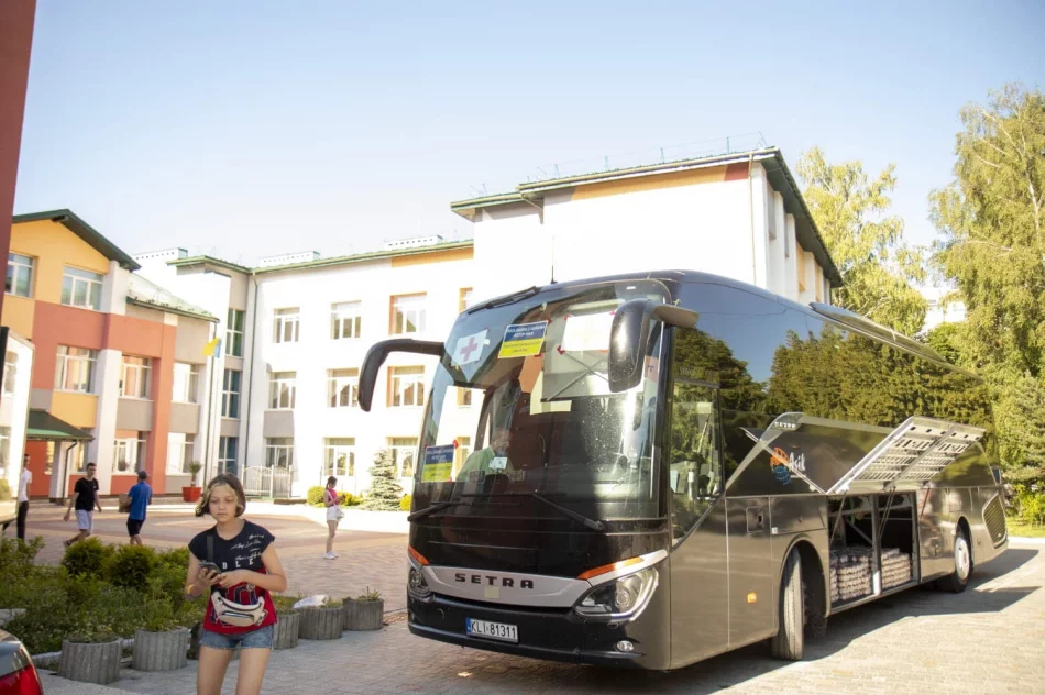 Kolejny raz pomoc humanitarna wyruszyła do Miasta Truskawiec - zdjęcie 7