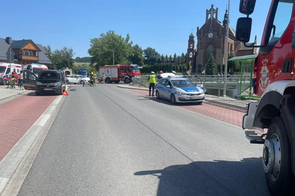 Kolizja na skrzyżowaniu, mandat dla sprawcy - zdjęcie 2