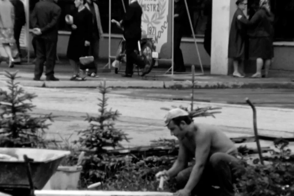 Filmowa podróż do przeszłości - miasto 50 lat temu - zdjęcie 7