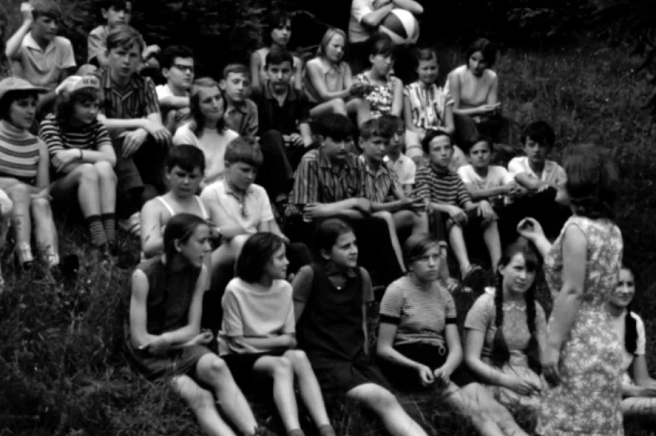 Filmowa podróż do przeszłości - miasto 50 lat temu - zdjęcie 16