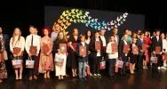 Podczas uroczystej gali nagrodzono najlepszych uczniów szkół miejskich - zdjęcie 4
