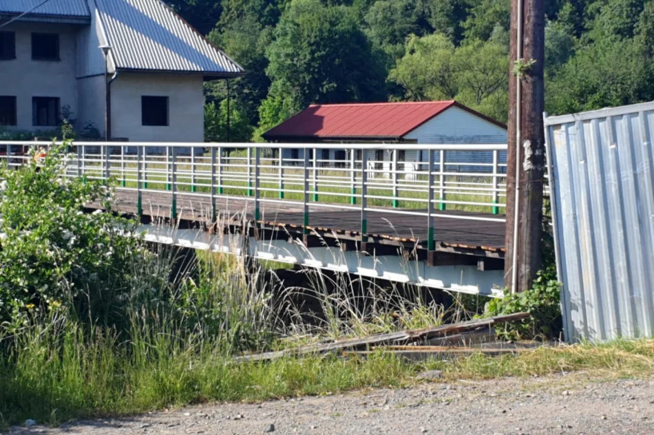 Przed zamknięciem mostu remontują kładkę - zdjęcie 5