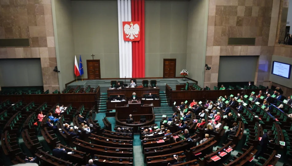 PiS za odrzuceniem projektu liberalizującego przepisy aborcyjne, KO i Lewica za dalszymi pracami - zdjęcie 1