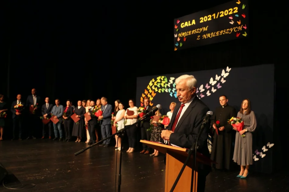 Uczniowie docenieni za osiągnięcia - zdjęcie 20