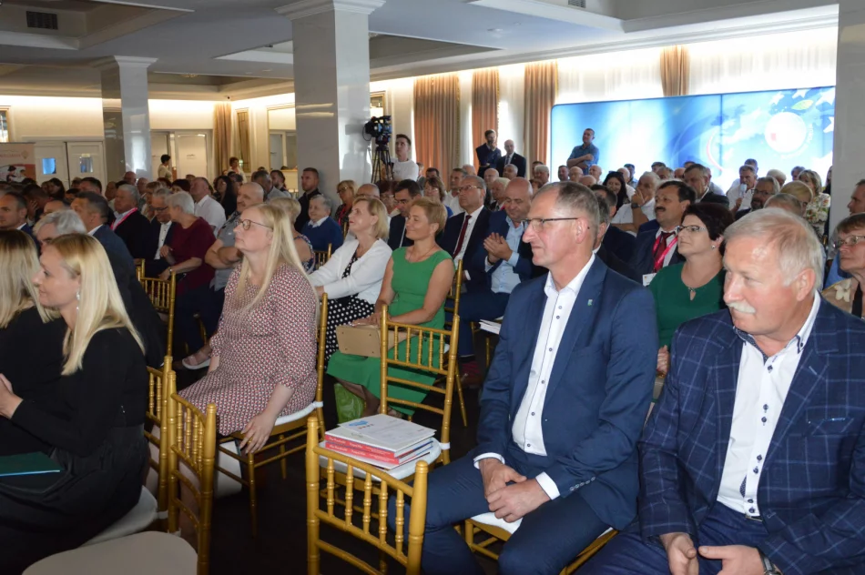  Miasto Limanowa kolejny raz na podium w Ocenie Aktywności Gmin Subregionu Sądeckiego - zdjęcie 14