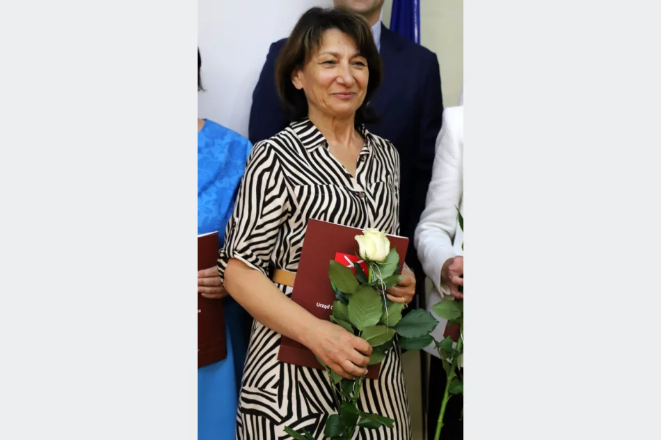 Podsumowano rok szkolny: nagrody na uczniów i nauczycieli - zdjęcie 19