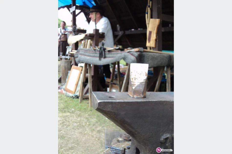 Kowale z Pisarzowej na Festiwalu Europejskiego Rzemiosła Ludowego na Słowacji - zdjęcie 4