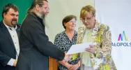 Samorządowcy odebrali symboliczne czeki - zdjęcie 3