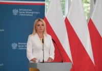 Rząd będzie zachęcał Ukraińców, by osiedlili się w małych miastach i na wsi - zdjęcie główne